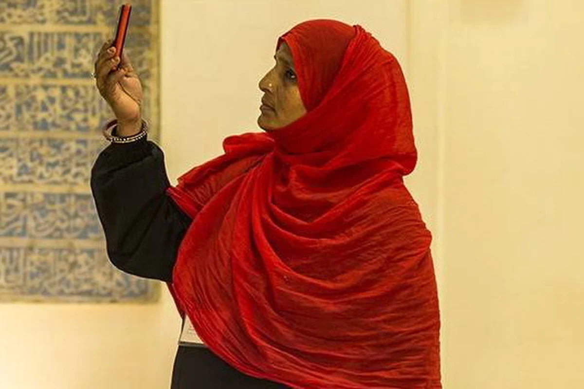 ​W głęboko konserwatywnym islamskim królestwie Arabii Saudyjskiej zawód notariusza został otwarty dla kobiet. Dwanaście Saudyjek otrzymało prawo wykonywania tej profesji - poinformowało tamtejsze ministerstwo sprawiedliwości.