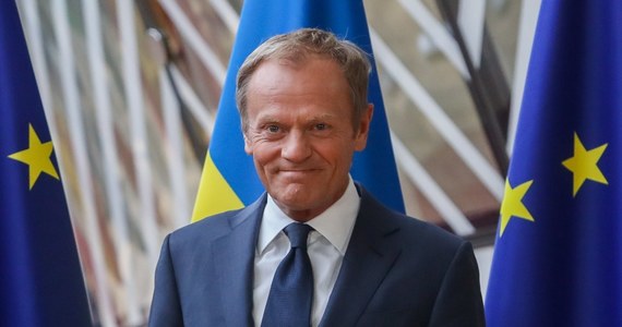 ​Politycy przychodzą i odchodzą, ale problemy, które stworzyli dla ludzi pozostają - oświadczył szef Rady Europejskiej Donald Tusk w reakcji na rezygnację dwóch członków brytyjskiego rządu: szefa MSZ Borisa Johnsona oraz ministra ds. Brexitu Davida Davisa.