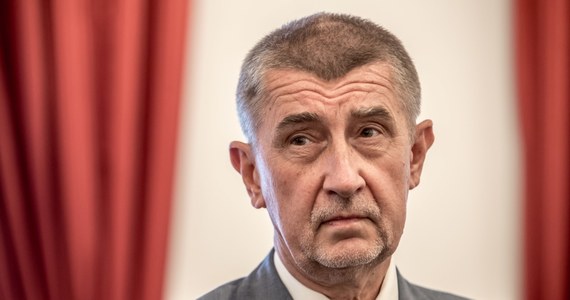 ​Zgłoszony przez grupę czeskich posłów projekt konstytucyjnej ochrony instytucji małżeństwa jako związku kobiety i mężczyzny nie uzyskał poparcia rządu - oświadczył na konferencji prasowej premier Andrej Babisz.