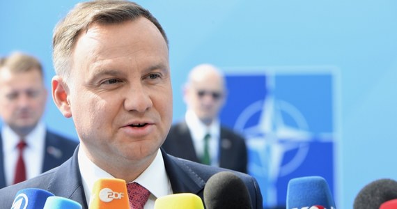 Potrzebujemy sprawnych procesów decyzyjnych i sprawnych procesów dowodzenia - mówił prezydent Andrzej Duda przed rozpoczęciem dwudniowego szczytu NATO w Brukseli. Jak podkreślił, NATO jest jednością i nie ma rozdźwięków w "przestrzeni euroatlantyckiej".