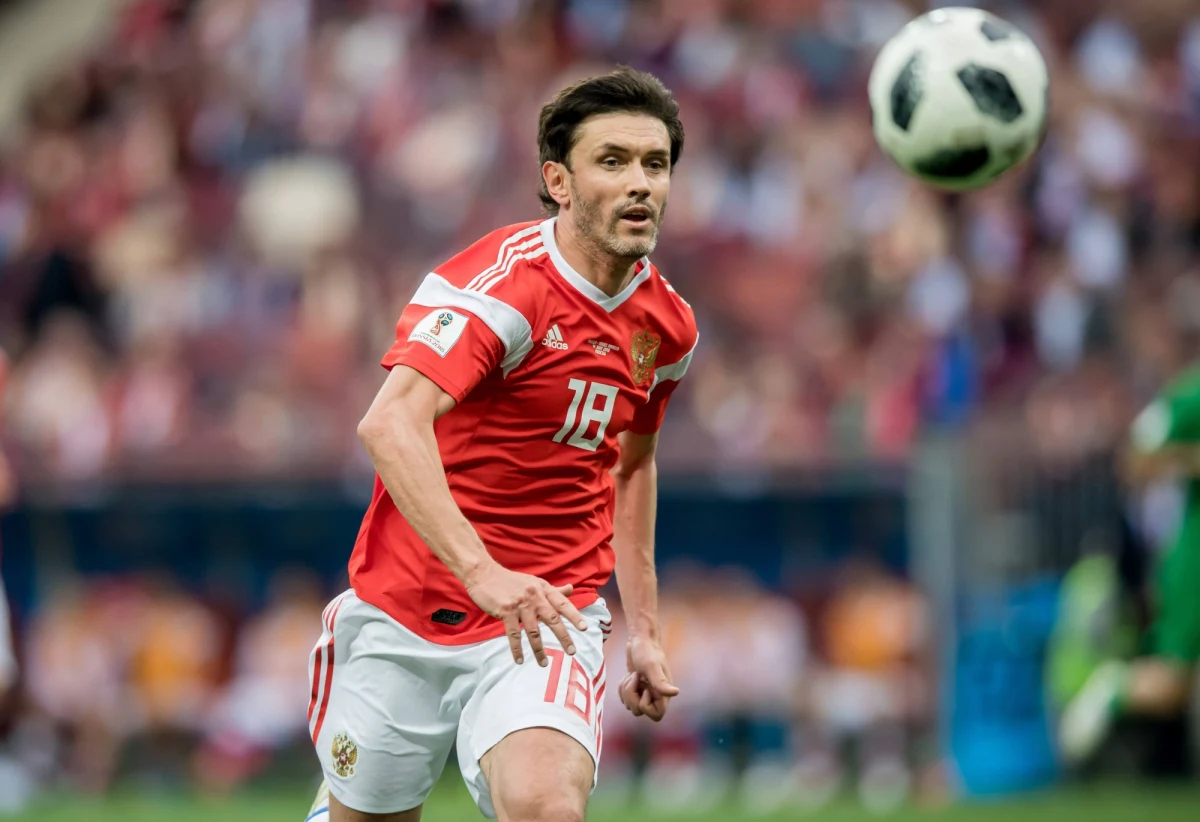 Rosjanin Jurij Żyrkow zakończył reprezentacyjną karierę. "Brakuje już sił na grę na takim poziomie" - tłumaczył 34-letni pomocnik na łamach gazety "Sport-Express".