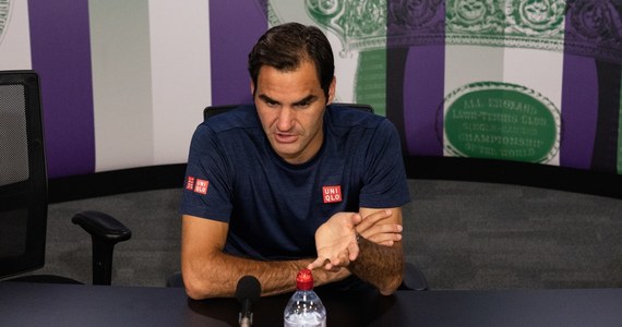 ​"Powrócę tutaj za rok" - obiecał Szwajcar Roger Federer po porażce z Kevinem Andersonem z RPA w ćwierćfinale wielkoszlemowego Wimbledonu. Broniący tytułu tenisista z Bazylei przegrał 6:2, 7:6 (7-5), 5:7, 4:6, 11:13.