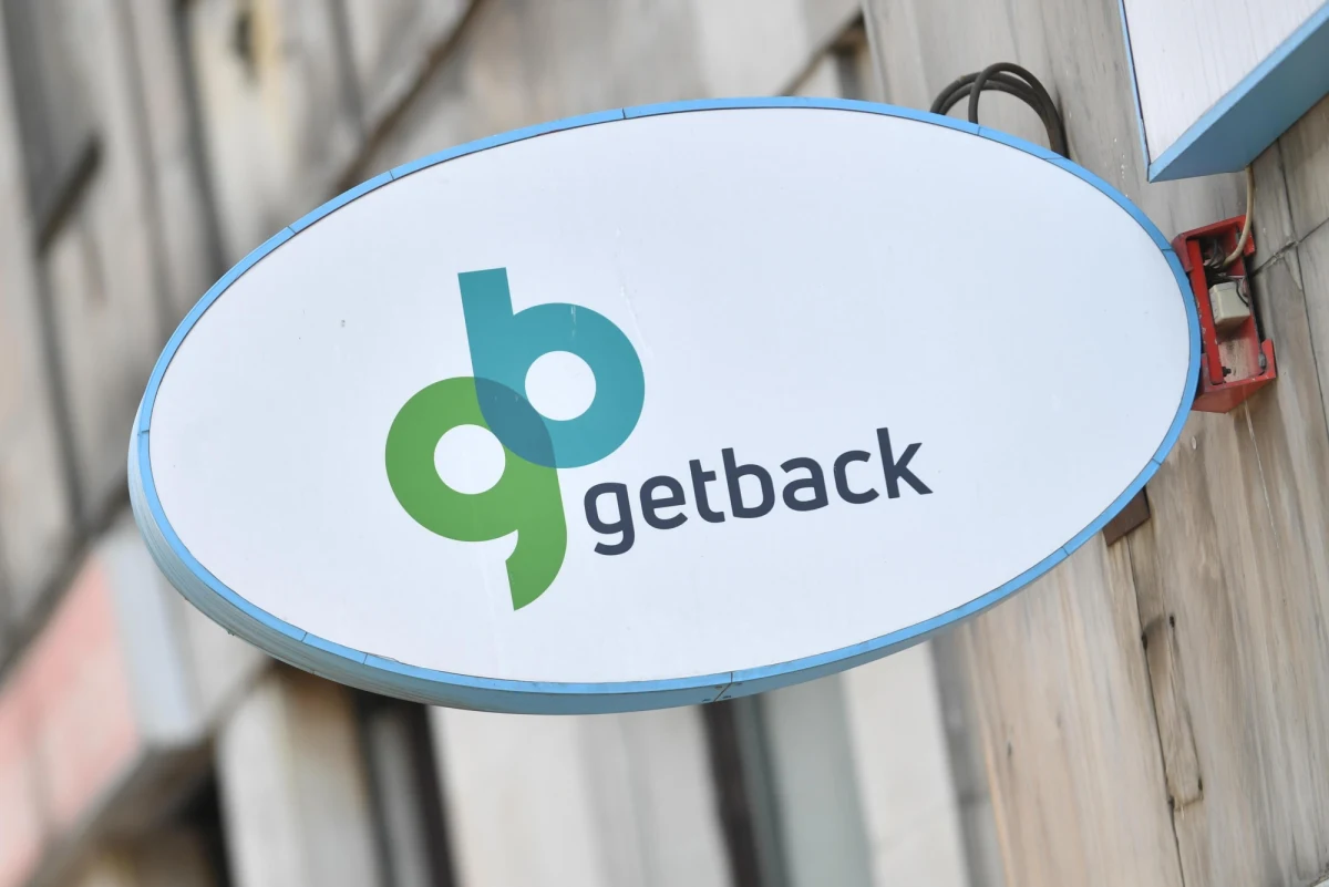 ​Poszkodowani przed Getback proszą państwowe służby o ochronę przed kolejnymi, polującymi na nich oszustami. Do osób, które kiedyś kupiły obligacje Getbacku i straciły pieniądze, zwracają się teraz oszuści oferujący pomoc w rzekomym odrobieniu strat.