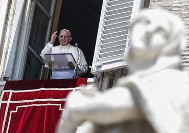 Papież udzielił ślubu w Watykanie zamiast umówionego księdza