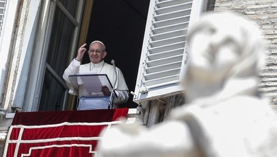 Papież udzielił ślubu w Watykanie zamiast umówionego księdza