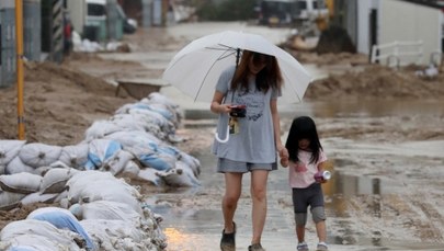 Japonia: 270 szkół zniszczonych w wyniku powodzi