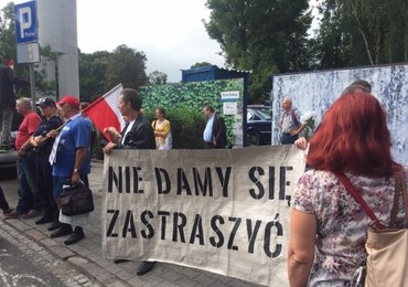 "Wiec na zakazanej ziemi". Manifestacja Obywateli RP, KOD-u i Strajku Kobiet