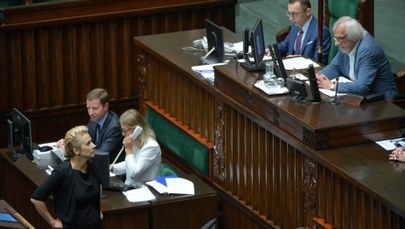 Burza w Sejmie, ale PiS wygrywa. Przyjęto projekt zmian w ustawach sądowniczych
