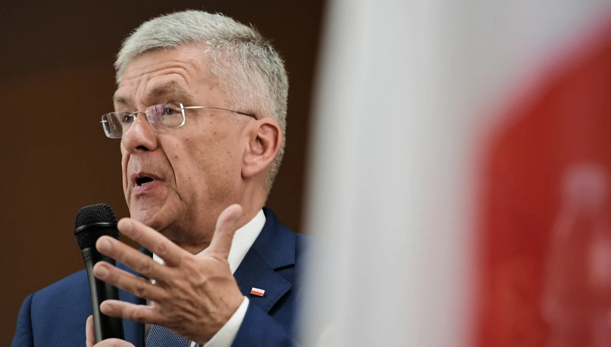 ​Senat we wtorek o godz. 16 zajmie się wnioskiem prezydenta Andrzeja Dudy o przeprowadzenie referendum ws. zmian w konstytucji - zapowiedział w sobotę w Gdyni marszałek Senatu Stanisław Karczewski. Jak dodał, debatę poprzedzi spotkanie senatorów PiS ze ścisłym kierownictwem partii.