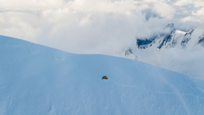 Andrzej Bargiel zaatakuje szczyt K2. Jest już w czwartym obozie