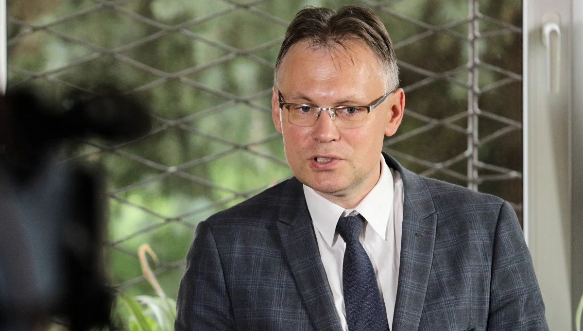 Na początku przyszłego roku chcemy opublikować raport o polskich stratach wojennych - zapowiedział poseł PiS Arkadiusz Mularczyk, który jest szefem parlamentarnego zespołu ds. oszacowania odszkodowań należnych Polsce od Niemiec za szkody wyrządzone w II wojnie.