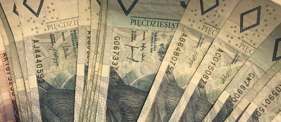 Warszawski sąd okręgowy oddalił pozew byłej urzędniczki Ministerstwa Sprawiedliwości Marzeny K., która żądała od Skarbu Państwa około 6,3 mln zł odszkodowania ws. nieruchomości przy ul. Sieleckiej 36/38. Wyrok jest nieprawomocny. Pełnomocnik Marzeny K. zapowiada apelację.