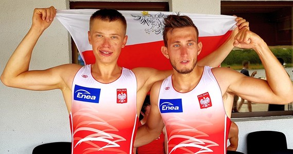 Męska dwójka podwójna Mateusz Świętek - Fabian Barański zdobyła brązowy medal młodzieżowych mistrzostw świata (U23), które w niedzielę zakończyły się w Poznaniu. To jedyna polska osada, która wystąpiła w finale A.