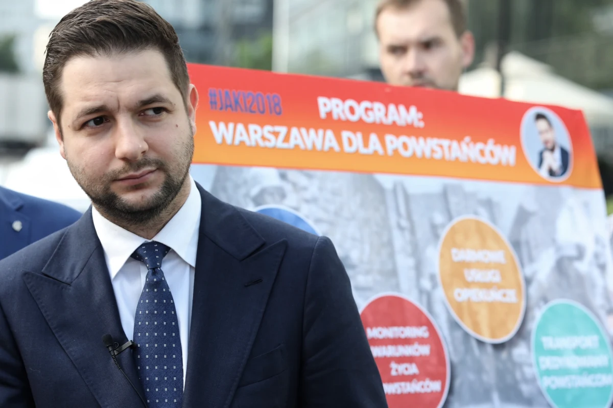 Budowa domu kombatanta dla powstańców warszawskich, monitoring warunków ich życia, darmowe usługi opiekuńcze i darmowy transport miejski - takie cztery zobowiązania wobec powstańców warszawskich złożył kandydat Zjednoczonej Prawicy na prezydenta Warszawy Patryk Jaki. W czasie konferencji prasowej w przeddzień rocznicy wybuchu powstania Jaki zapowiedział również, że gdy zostanie prezydentem stolicy, pielęgnowanie pamięci o powstaniu warszawskim, "wyjątkowym zrywie mieszkańców Warszawy", będzie dla niego jednym z najważniejszych wyzwań. "To jest coś, co buduje więzi pomiędzy warszawiakami, i to jest ofiara, o której nigdy nie możemy zapomnieć" - zadeklarował.