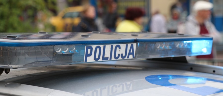 ​Kolejna ofiara dopalaczy w Łódzkiem. Śledczy z Łodzi wyjaśniają okoliczności śmierci 25-latka, którego zwłoki znaleziono wczoraj w mieszkaniu w centrum miasta.