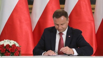 Prezydent Andrzej Duda podpisał Konstytucję dla Nauki