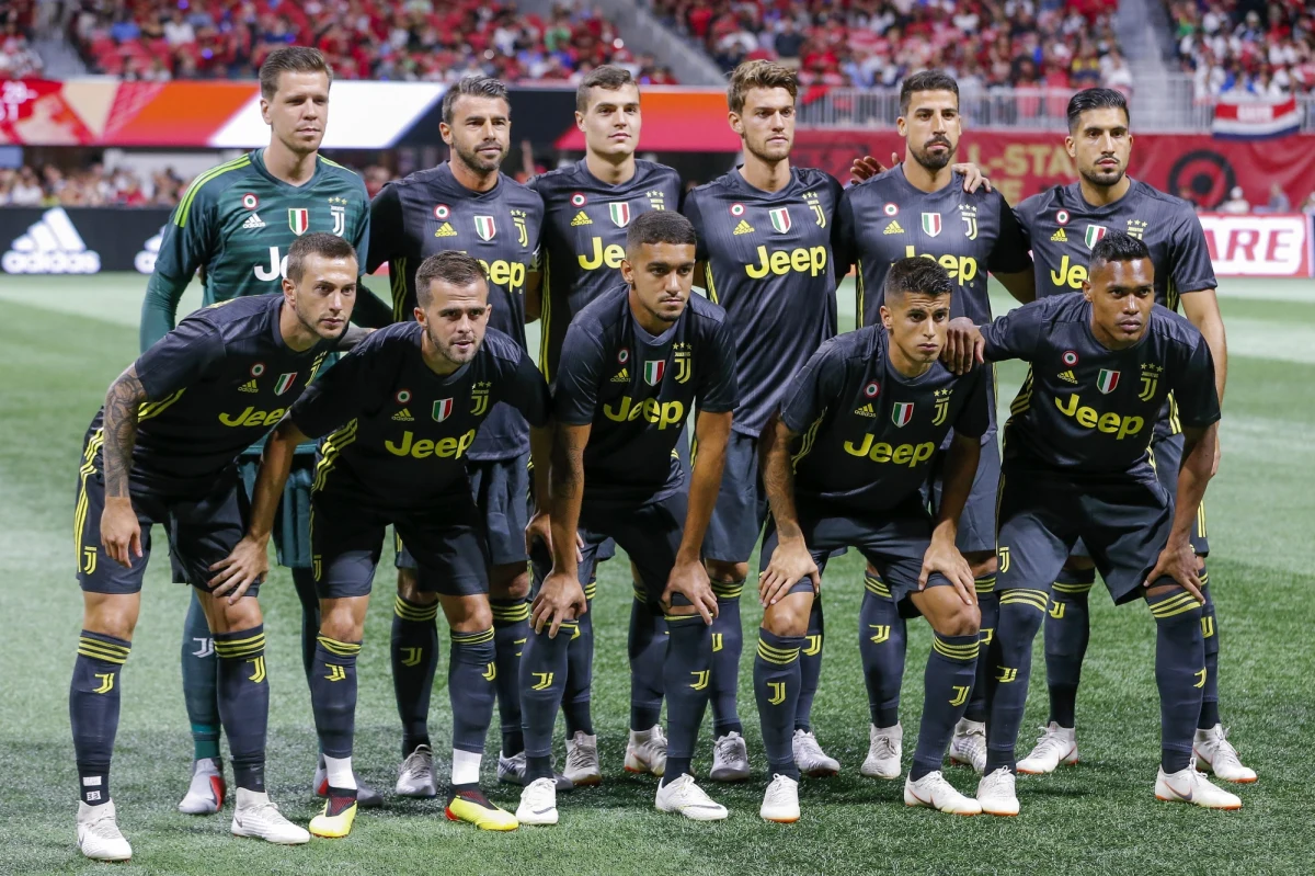 ​Piłkarze Juventusu Turyn wygrali rzutami karnymi 5:3 mecz z gwiazdami ligi MLS (Major League Soccer). W regulaminowym czasie był wynik 1:1. W pierwszej połowie we włoskiej drużynie bronił Wojciech Szczęsny. 