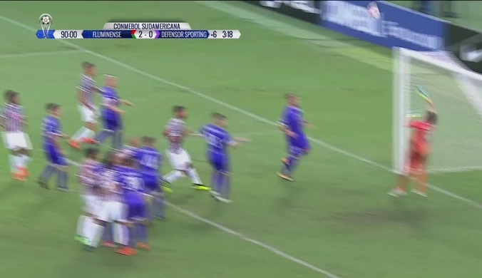 Fluminense - Defensor Sporting. Gol bezpośrednio z rzutu rożnego. Wideo