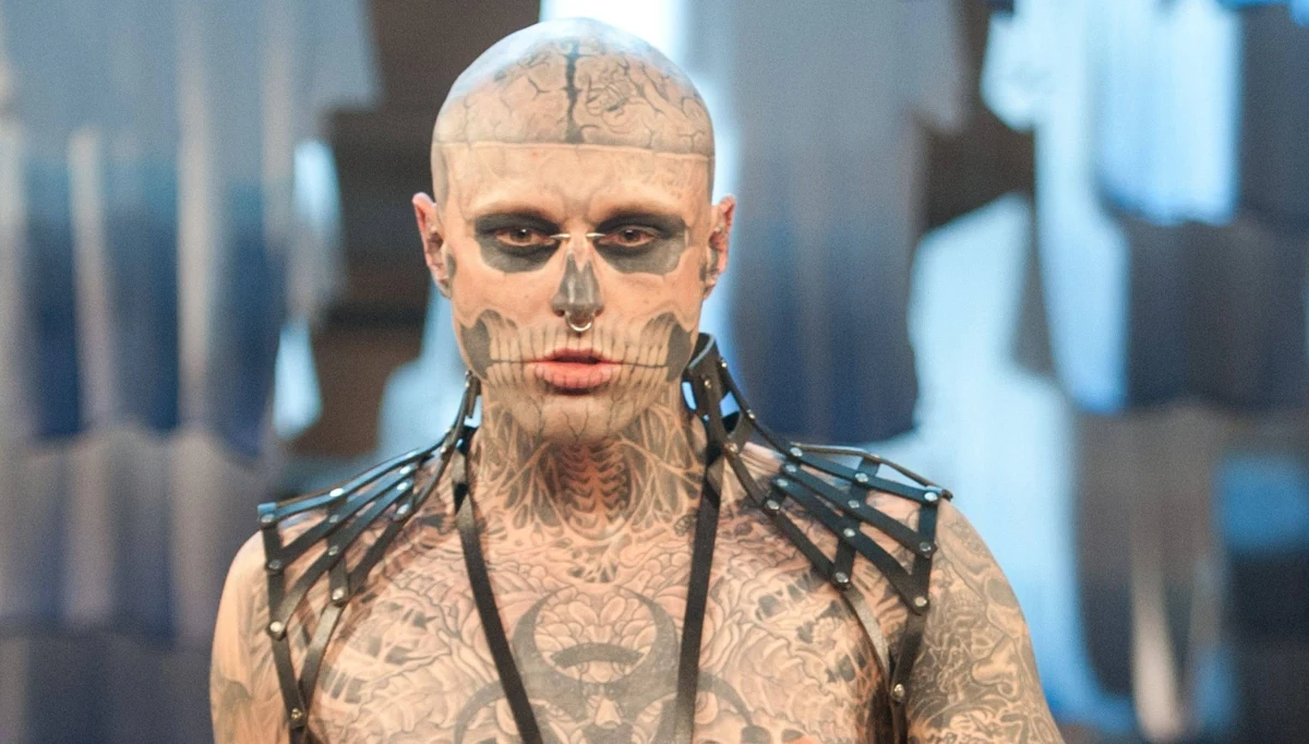 ​Nie żyje Rick Genest, kanadyjski model znany ze swoich tatuaży, które miał na całym ciele. Popularny "Zombie Boy" prawdopodobnie popełnił samobójstwo. Miał 32 lata.