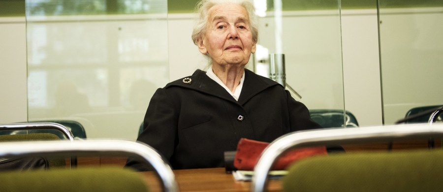 ​Pobyt 89-letniej Ursuli Haverbeck w więzieniu w ramach kary za negowanie Holokaustu nie narusza jej prawa do wolności przekonań - ogłosił w piątek niemiecki Federalny Trybunał Konstytucyjny, oddalając złożoną przez kobietę skargę.