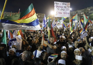 ​Dziesiątki tysięcy ludzi protestowały przeciwko ustawie o "państwie narodu żydowskiego"