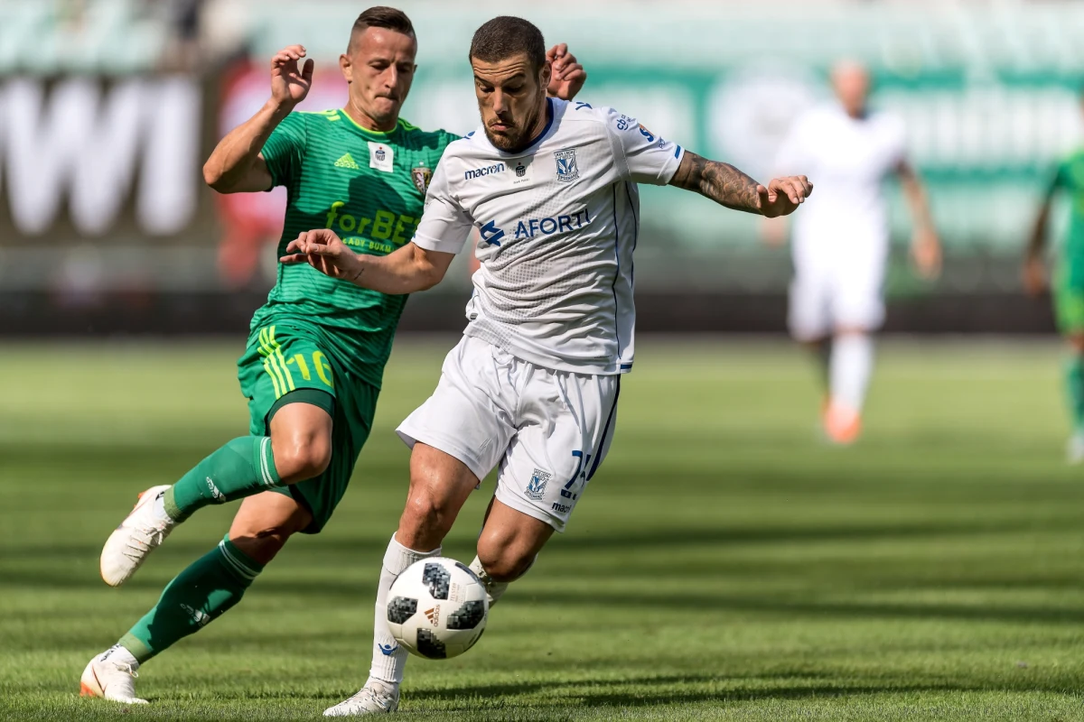 ​Legia Warszawa, Lech Poznań i Jagiellonia Białystok poznały potencjalnych rywali w czwartej rundzie kwalifikacji piłkarskiej Ligi Europejskiej. Ale zanim polskie kluby przystąpią do walki o fazę grupową, w czwartek 9 sierpnia rozpoczną rywalizację w trzeciej rundzie.