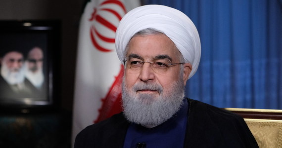 Przywrócone przez Stany Zjednoczone sankcje na Iran weszły w życie we wtorek po godz. 6 rano (po północy w USA). Kilka godzin wcześniej prezydent Iranu Hasan Rowhani ostrzegał, że Waszyngton pożałuje tej decyzji. 