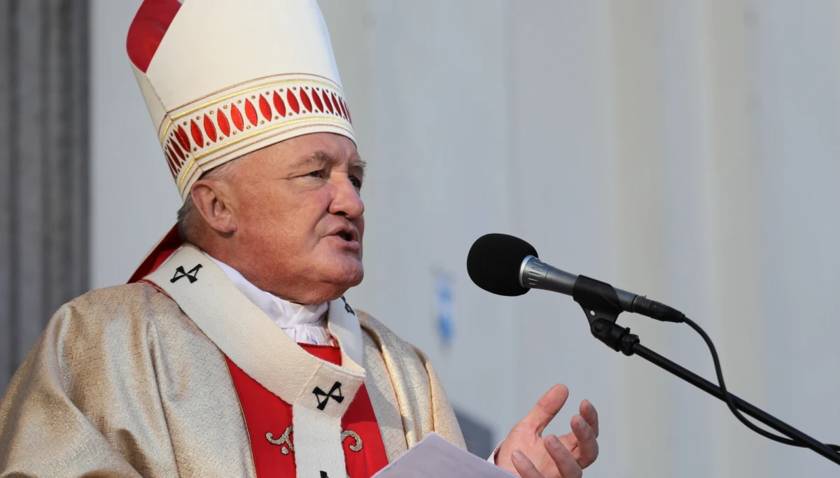 W porównaniu do lat 80. kandydatów do kapłaństwa jest mniej i to dużo mniej; Pan Bóg powołuje, ale wieloraki szum współczesnego świata sprawia, że tym młodym ludziom trudniej jest usłyszeć Jego głos - powiedział PAP metropolita warszawski kard. Kazimierz Nycz.