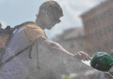 Upał nie odpuszcza. Ostrzeżenia dla prawie całej Polski