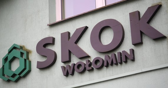 ​Cztery osoby zatrzymano w śledztwie dotyczącym SKOK Wołomin - podała w komunikacie Prokuratura Krajowa. Są podejrzani o umożliwianie wyłudzenia kredytów na łączną kwotę 3,75 mln zł.