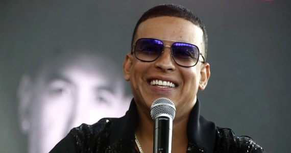Jeden z twórców hitu "Despacito" Daddy Yankee nie zapisze trasy koncertowej w Hiszpanii do najbardziej udanych. Podczas pobytu w Walencji pokój hotelowy rapera został obrabowany. Muzyk stracił biżuterię wartą ponad 2 mln dolarów.