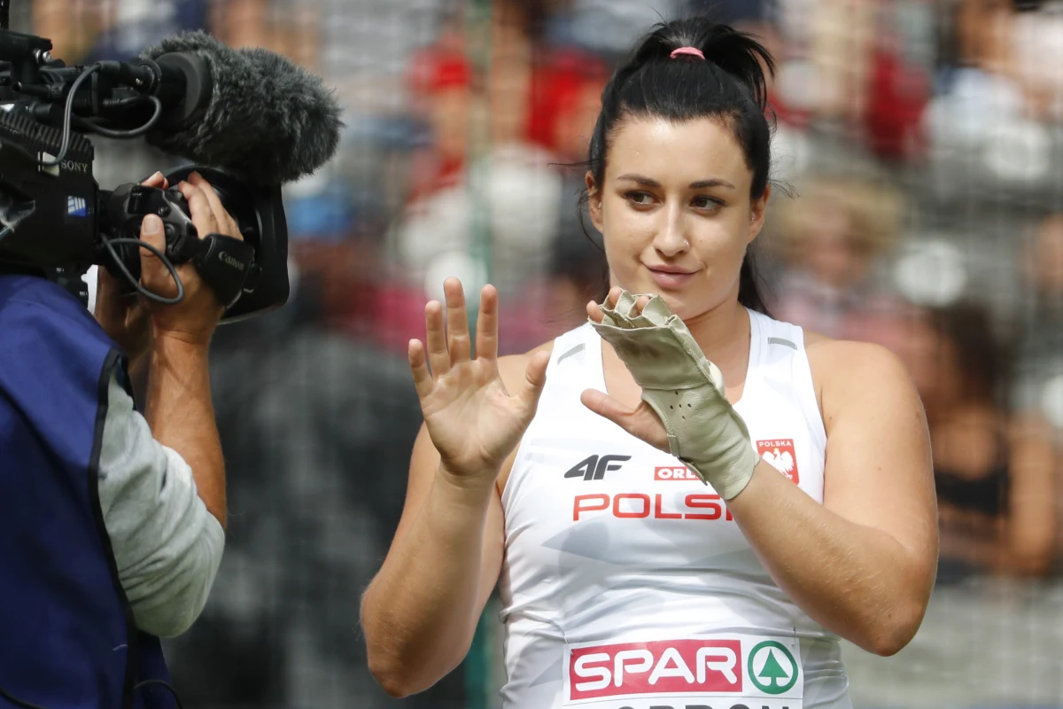 ​Trzy polskie lekkoatletki: Joanna Fiodorow (OŚ AZS Poznań), Malwina Kopron (AZS UMCS Lublin) oraz rekordzistka świata Anita Włodarczyk (RKS Skra Warszawa) wystąpią w Berlinie w finałowym konkursie rzutu młotem mistrzostw Europy.