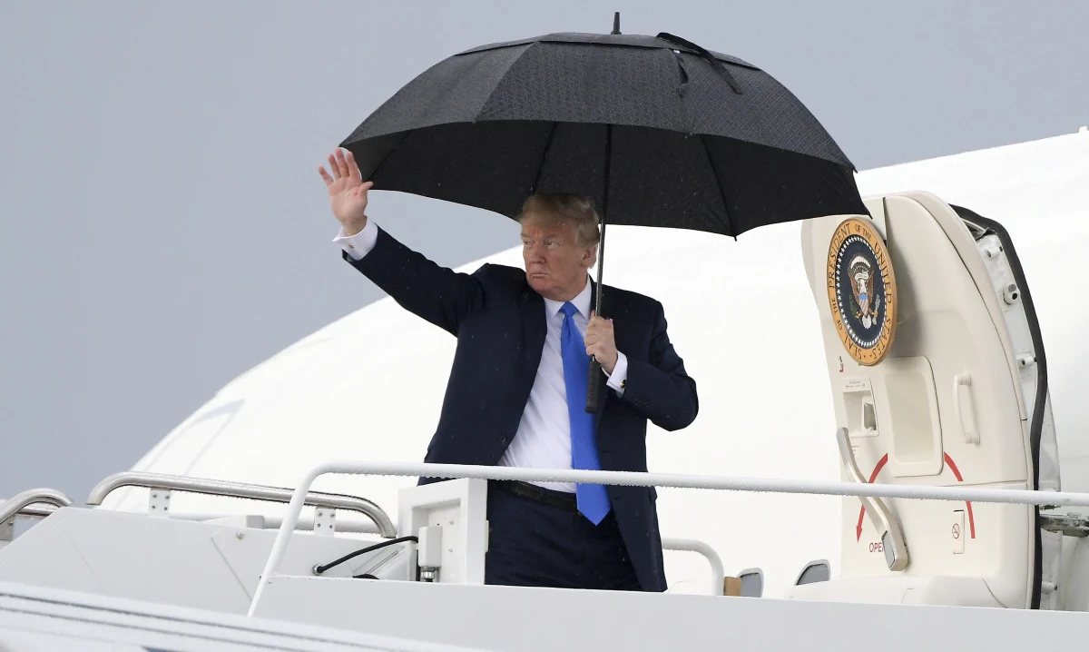 Prezydent USA Donald Trump potępił na Twitterze "wszelkiego rodzaju rasizm i akty przemocy" i wezwał do jedności narodowej. W niedzielę przypada pierwsza rocznica krwawych starć w Charlottesville w stanie Wirginia na wschodzie USA.