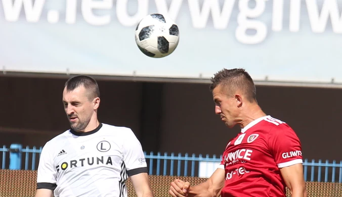 Piast - Legia 1-3. Pietrowski zobaczył drugą czerwoną kartkę w karierze