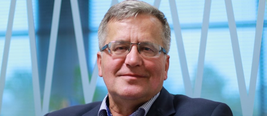 Nie będę startował w wyborach do Parlamentu Europejskiego - zapowiedział w Polsat News były prezydent Bronisław Komorowski. "Jeżeli pojawiłby się taki temat, to nie widzę żadnego powodu, żeby o nim nie informować, ale takiego tematu nie ma" - podkreślił.