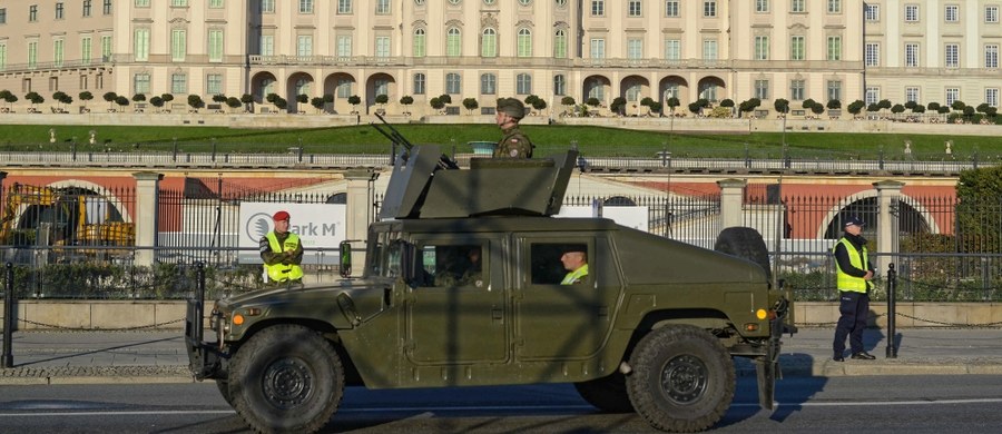 15 sierpnia w Polsce obchodzone są dwa święta równocześnie: państwowe i kościelne. Tego dnia obchodzimy Święto Wojska Polskiego, a katolicy obchodzą Wniebowzięcia Najświętszej Maryi Panny.