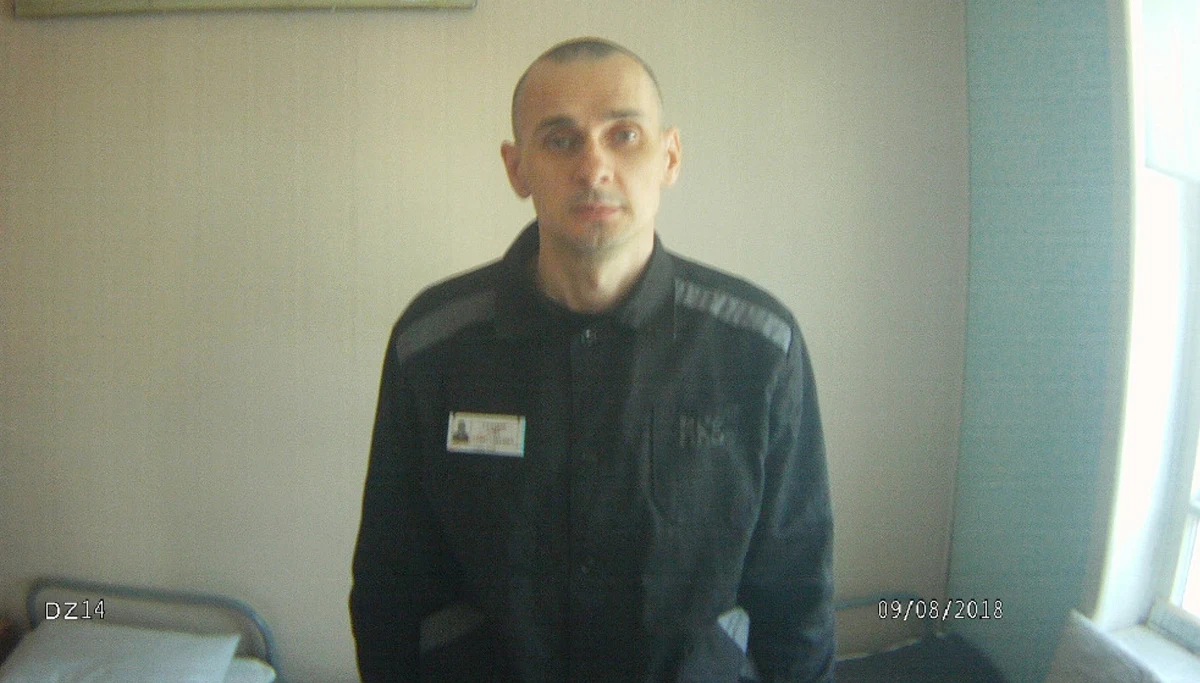 Ukraiński reżyser Ołeh Sencow, który od trzech miesięcy prowadzi głodówkę w kolonii karnej na dalekiej północy Rosji, określił swój stan jako "przedkrytyczny" - oświadczyła rosyjska obrończyni praw człowieka Zoja Swietowa.