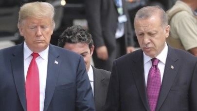 Zaostrza się spór między Turcją a USA. Erdogan podpisał specjalny dekret