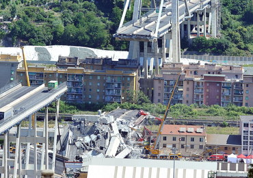 Katastrofa w Genui. Służby wciąż szukają ludzi pod gruzami wiaduktu