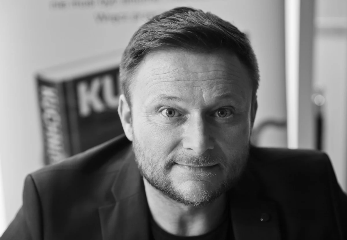 Zmarł Konrad Gaca - ekspert ds. walki z otyłością. Jak podał „Kurier Lubelski”, ciało Konrada Gacy znaleźli ok. 5 rano jego bliscy. Śledczy wyjaśnią przyczyny jego śmierci. Wstępnie wykluczono udział osób trzecich. Mężczyzna stworzył autorski system odchudzający Gaca System, był ekspertem ds. walki z otyłością często zapraszanym do programów telewizyjnych.