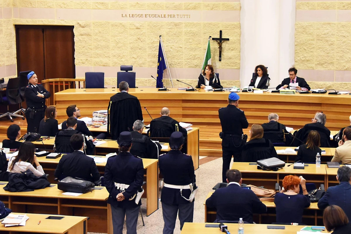 ​19 października przed sądem apelacyjnym w Bolonii rozpocznie się proces sprawcy brutalnej napaści na Polaków w Rimini przed rokiem, Kongijczyka Guerlina Butungu - dowiaduje się PAP w źródłach sądowych. W pierwszej instancji został skazany na 16 lat więzienia. Apelację od wyroku, który zapadł przed sądem w Rimini w listopadzie zeszłego roku, złożyła obrona Butungu, domagając się jego uniewinnienia. 