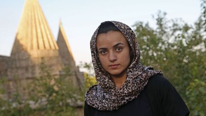 Porwali i gwałcili ją członkowie ISIS. Uciekła do Niemiec, a tam spotkała swojego oprawcę