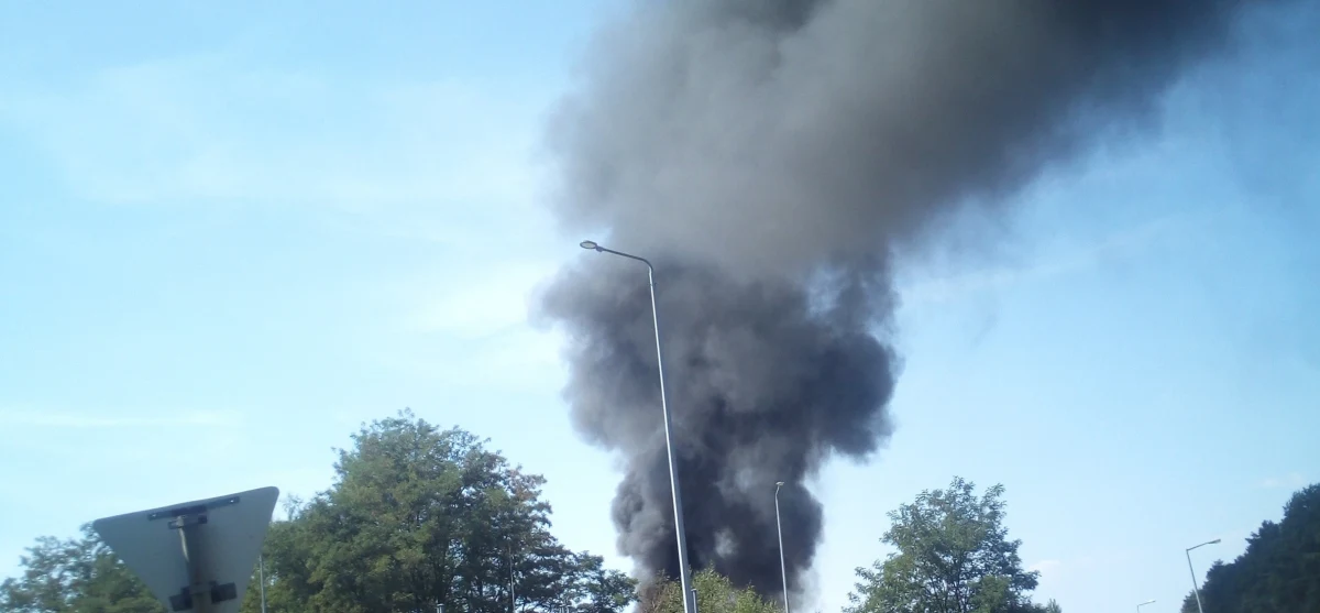 Duży pożar w Kiełczu pod Nową Solą w województwie lubuskim. Płonie wysypisko śmieci. Informację o tym zdarzeniu dostaliśmy na Gorącą Linię RMF FM. 