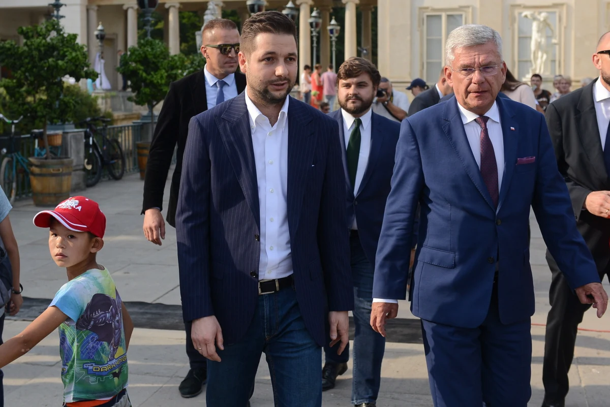 ​Kandydat Zjednoczonej Prawicy na prezydenta Warszawy Patryk Jaki zaprezentował w niedzielę swój sztab wyborczy; szefem sztabu został dotychczasowy rzecznik komisji weryfikacyjnej Oliwer Kubicki. Marszałek Senatu Stanisław Karczewski będzie szefem komitetu poparcia.