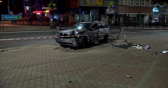 Są zarzuty dla 18-latka ze Stargardu pod Szczecinem, który w sobotni wieczór wjechał w grupę pieszych. Nastolatek odpowie za sprowadzenie bezpośredniego niebezpieczeństwa katastrofy w ruchu lądowym. 