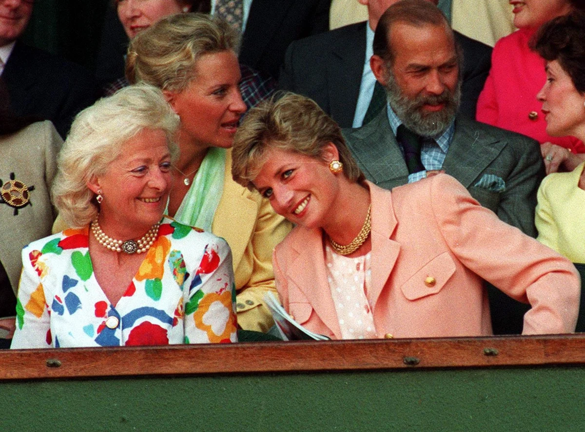 31 sierpnia mija 21. rocznica śmierci Diany. Na jaw wychodzą kolejne szczegóły z życia tragicznie zmarłej księżnej. Brytyjskie media przypominają o trudnych relacjach łączących ją z matką. "Mirror" opisuje szokującą, ostatnią rozmowę telefoniczną kobiet. 