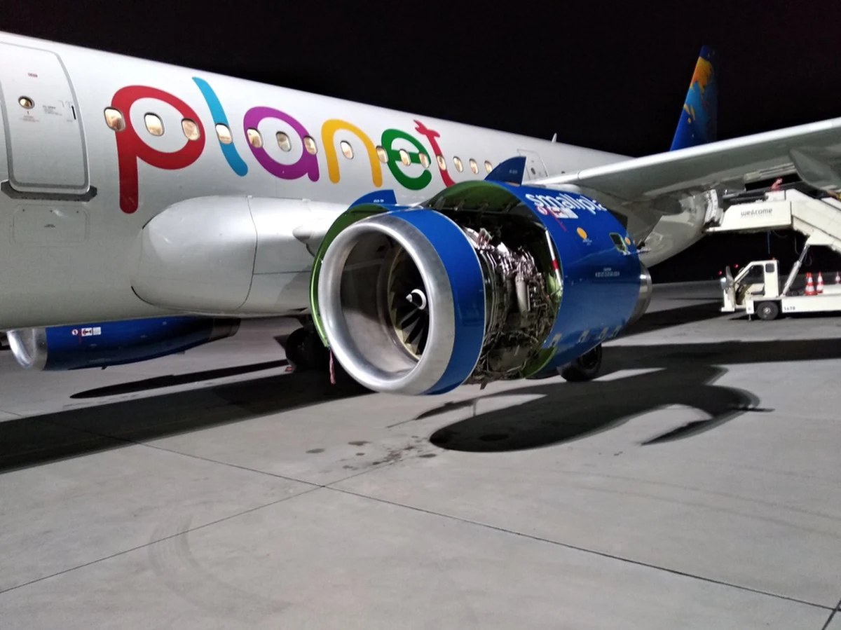 Po blisko czterech dniach od planowanego wylotu z Poznania wystartował samolot do Burgas w Bułgarii. Ponad połowa z ponad 200 osób, które czekały na wymarzone wakacje, zrezygnowała z wyjazdu. 