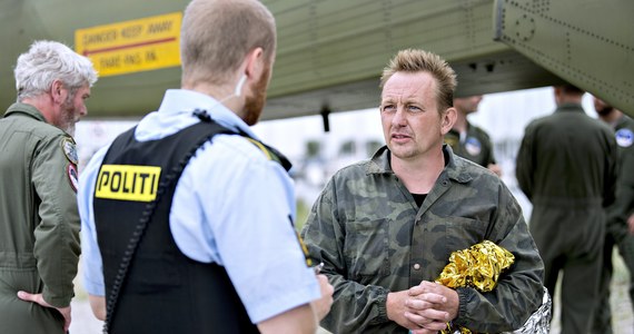 40-letnia strażniczka w więzieniu w Kopenhadze straciła pracę za niewłaściwe relacje z mordercą szwedzkiej dziennikarki Peterem Madsenem. „Mogłam z nim o wszystkim porozmawiać” – powiedziała kobieta w rozmowie z duńskim dziennikiem „Ekstrabladet”.