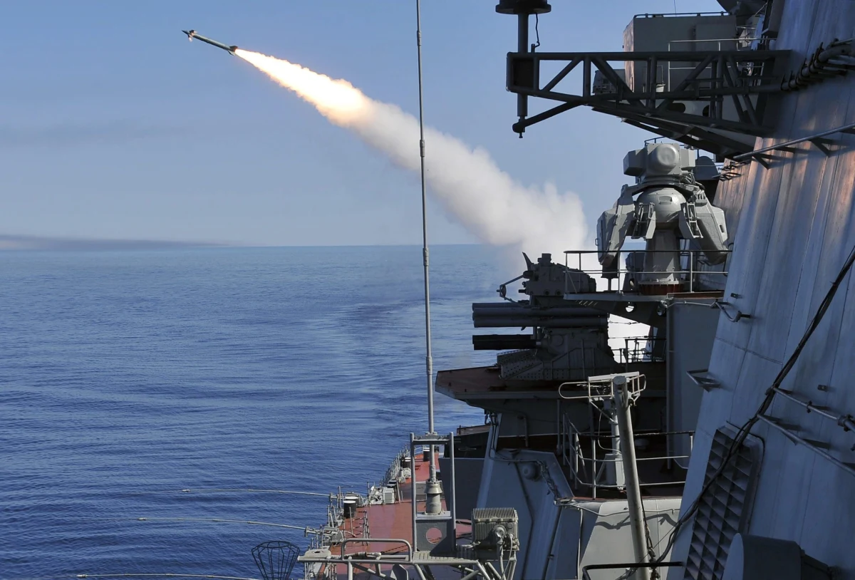 Rosja będzie próbowała odnaleźć w Morzu Barentsa pocisk rakietowy z napędem jądrowym, który spadł podczas nieudanych prób jesienią ubiegłego roku - podały media rosyjskie. Powołują się na telewizję CNBC, cytującą amerykańskie źródła wywiadowcze.