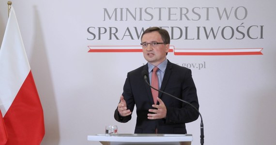 "Izba Dyscyplinarna Sądu Najwyższego musi być obsadzona. Nie możemy godzić się na stan niepewności w obszarze pociągania do odpowiedzialności sędziów i prokuratorów" - powiedział minister sprawiedliwości Zbigniew Ziobro.